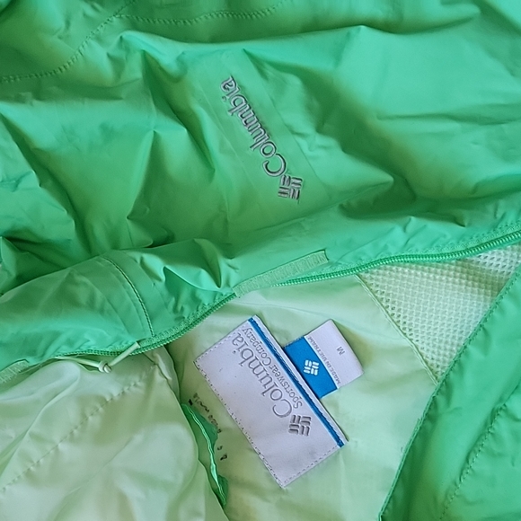 Columbia Rain Jacket - Picture 3 of 3